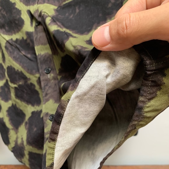 Black Scale Blotch Camo Dress Shirt Men’s S - Picture 4 of 6